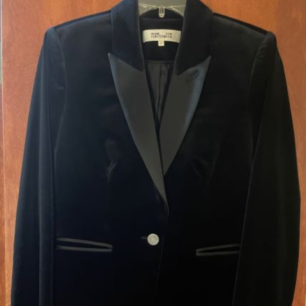 Diane Von Furstenberg velvet satin blazer